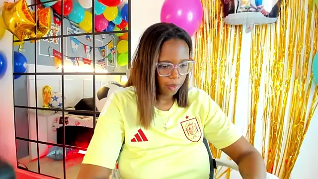 Snapshot of Miss_Khaleesi chatting on June 2026 12:29:02 PM Miss Khaleesi online show from June 2026 12:29:02 PM