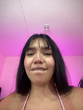 Snapshot of Tania_Tay chatting on May 2026 02:17:01 AM Tania Tay online show from May 2026 02:17:01 AM
