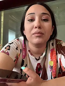Snapshot of ICEDGLOSS chatting on July 2026 10:54:02 AM ICEDGLOSS online show from July 2026 10:54:02 AM
