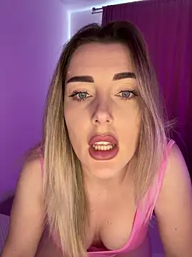 IrisDesireeX online show from May 2026 11:26:02 AM
