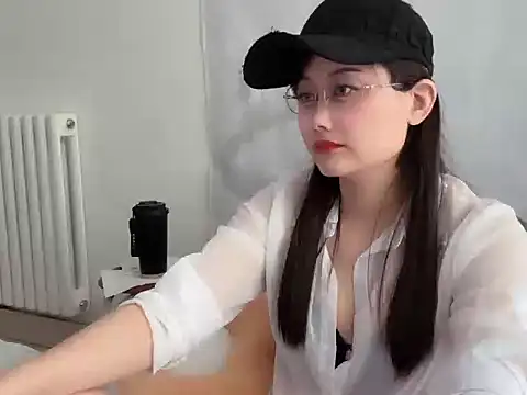 Naomi Z online show from May 2026 10:59:01 PM
