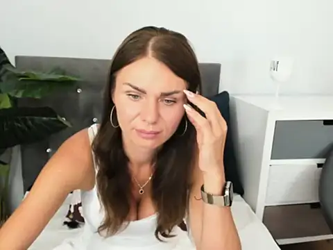 ClarissaRose online show from June 2026 02:59:01 PM