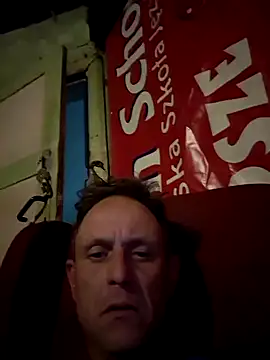 Marcin43w online show from May 2026 06:13:01 PM