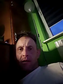 Marcin43w online show from May 2026 07:31:02 PM