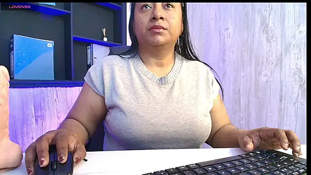 Snapshot of Rachell_Carter chatting on June 2026 04:59:01 AM Rachell Carter online show from June 2026 04:59:01 AM