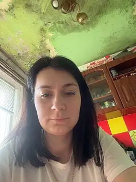 Snapshot of MissElya chatting on May 2026 01:05:01 PM MissElya online show from May 2026 01:05:01 PM
