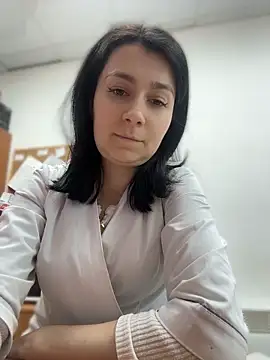 Snapshot of MissElya chatting on May 2026 02:47:02 PM MissElya online show from May 2026 02:47:02 PM
