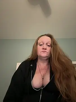Snapshot of Kellilyn10 chatting on June 2026 02:12:01 AM Kellilyn10 online show from June 2026 02:12:01 AM