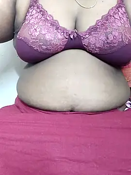 Snapshot of tamilkavitha123 chatting on June 2026 04:20:01 AM tamilkavitha123 online show from June 2026 04:20:01 AM