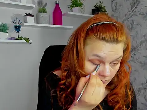 GingerKitten1 online show from May 2026 05:48:02 AM
