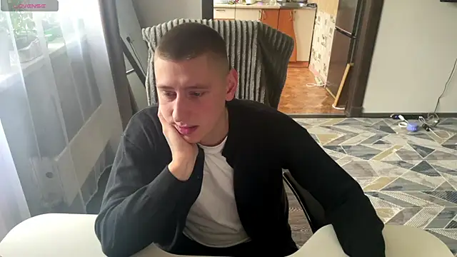 Snapshot of Keksik_ chatting on May 2026 03:35:01 AM Keksik online show from May 2026 03:35:01 AM