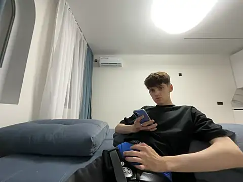Snapshot of Ryann_Desire chatting on July 2026 03:27:02 PM Ryann Desire online show from July 2026 03:27:02 PM