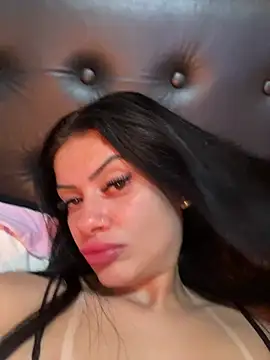 Snapshot of belababyy chatting on June 2026 11:11:02 AM belababyy online show from June 2026 11:11:02 AM