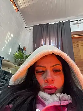 Snapshot of belababyy chatting on June 2026 11:31:01 AM belababyy online show from June 2026 11:31:01 AM