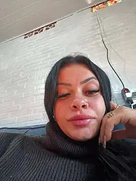 Snapshot of belababyy chatting on June 2026 01:04:01 PM belababyy online show from June 2026 01:04:01 PM