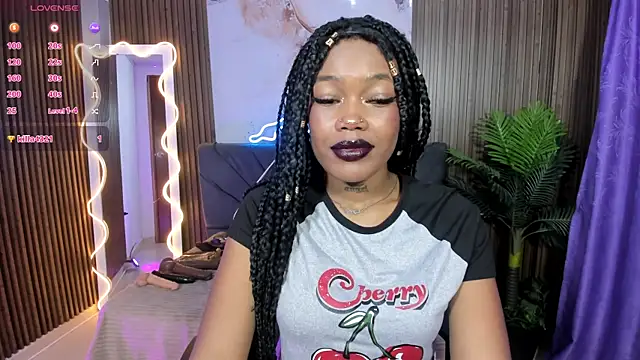 Snapshot of CRISTALBROKE_TAY chatting on June 2026 07:04:02 PM CRISTALBROKE TAY online show from June 2026 07:04:02 PM