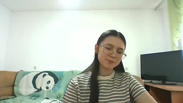 MalindaPerrino online show from May 2026 07:47:01 AM