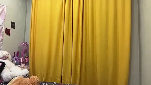 SleepyKristi online show from June 2026 04:13:02 PM