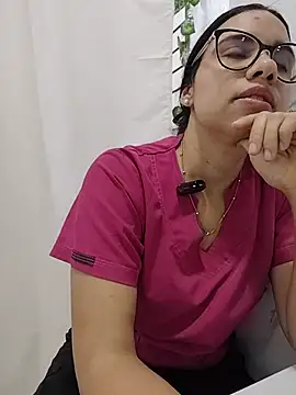 alanahot94 online show from July 2026 10:38:02 PM