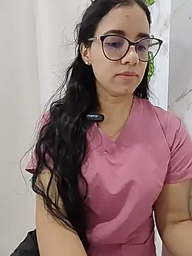 alanahot94 online show from July 2026 06:10:02 PM