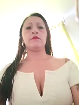Snapshot of Vely_ chatting on June 2026 07:24:02 PM Vely online show from June 2026 07:24:02 PM