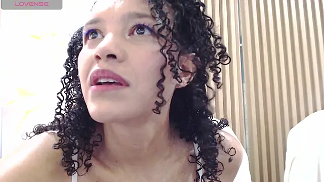Snapshot of Jazlin_Sg chatting on May 2026 01:18:02 PM Jazlin Sg online show from May 2026 01:18:02 PM