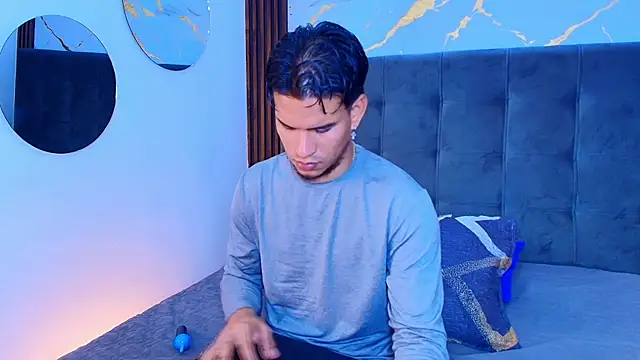 JacobWolf   online show from July 2026 07:27:02 PM