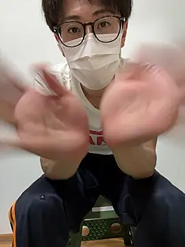 Snapshot of h_japmen chatting on June 2026 04:13:01 PM h japmen online show from June 2026 04:13:01 PM
