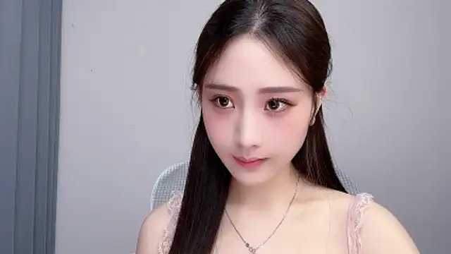  222Mia online show from June 2026 03:57:02 AM