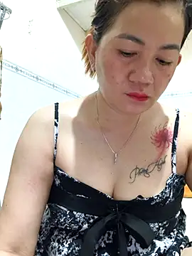 Forever model online show from May 2026 09:42:01 PM