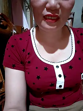 Snapshot of -Trici- chatting on July 2026 11:45:01 AM -Trici- online show from July 2026 11:45:01 AM