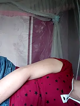 Snapshot of -Trici- chatting on August 2026 06:04:01 AM -Trici- online show from August 2026 06:04:01 AM