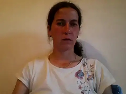 Snapshot of DanicaFey chatting on June 2026 05:23:01 PM DanicaFey online show from June 2026 05:23:01 PM