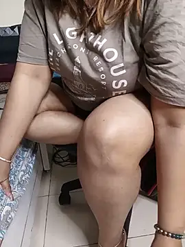 Desi Dipti online show from May 2026 03:13:01 AM
