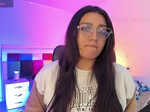 Snapshot of Aanny_777 chatting on May 2026 04:31:02 AM Aanny 777 online show from May 2026 04:31:02 AM