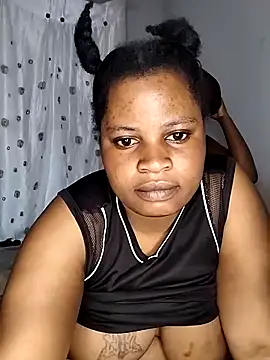 Snapshot of JuicyHoney_01 chatting on June 2026 05:05:01 AM JuicyHoney 01 online show from June 2026 05:05:01 AM