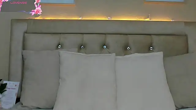EmilyWinter  online show from June 2026 11:34:01 AM