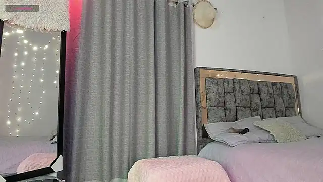 bicepspretty online show from May 2026 11:33:01 PM