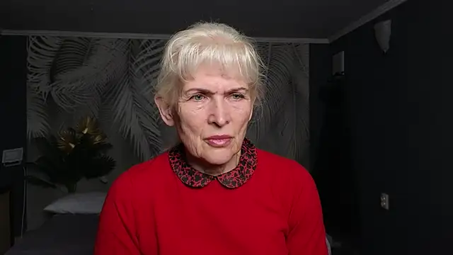 Snapshot of Nia_Natur chatting on June 2026 07:10:01 AM Nia Natur online show from June 2026 07:10:01 AM