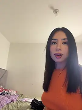 SophiaaRose18 online show from May 2026 01:44:01 AM