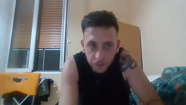 Snapshot of VincentZe99 chatting on June 2026 02:38:01 AM VincentZe99 online show from June 2026 02:38:01 AM