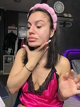 Snapshot of SelenaRhoades chatting on May 2026 08:05:01 PM SelenaRhoades online show from May 2026 08:05:01 PM