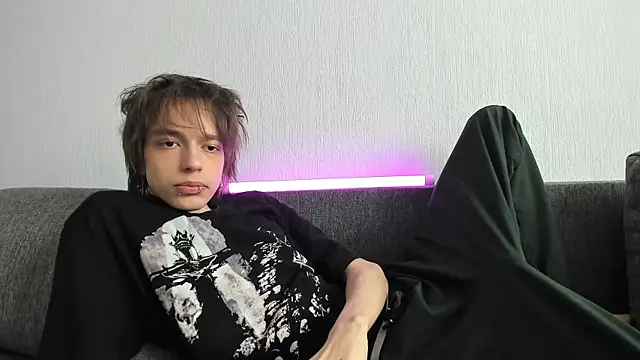 Snapshot of Nolan_Sagee chatting on May 2026 07:37:02 AM Nolan Sagee online show from May 2026 07:37:02 AM