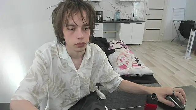 Snapshot of Nolan_Sagee chatting on June 2026 05:16:02 AM Nolan Sagee online show from June 2026 05:16:02 AM