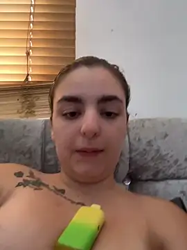 Snapshot of LexiXXoo chatting on June 2026 09:48:02 AM LexiXXoo online show from June 2026 09:48:02 AM