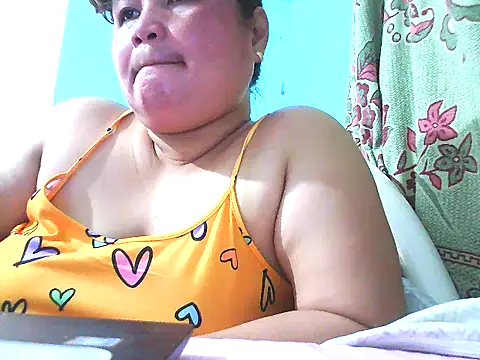 Snapshot of xsweetlover69x chatting on July 2026 04:38:01 AM xsweetlover69x online show from July 2026 04:38:01 AM