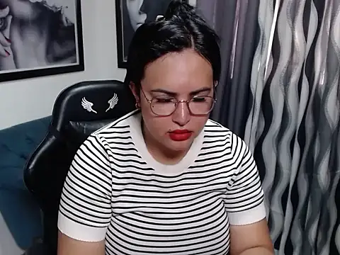 Snapshot of Amazing_Conny chatting on May 2026 04:31:01 AM Amazing Conny online show from May 2026 04:31:01 AM