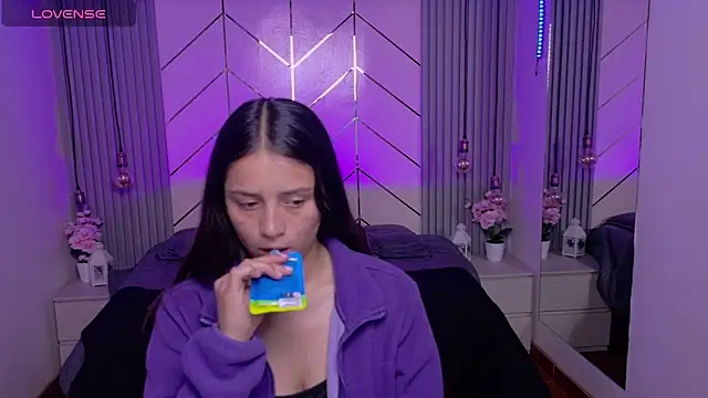 Snapshot of Sofysoul chatting on May 2026 11:42:01 PM Sofysoul online show from May 2026 11:42:01 PM