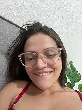 Snapshot of Sarah__hot chatting on May 2026 12:51:02 AM Sarah hot online show from May 2026 12:51:02 AM