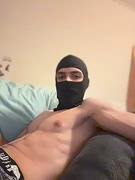 Snapshot of Z-man- chatting on May 2026 11:22:02 PM Z-man- online show from May 2026 11:22:02 PM